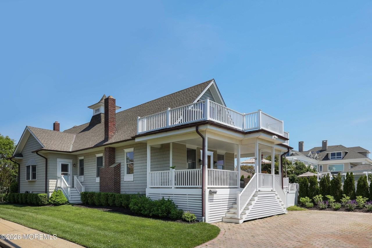 69 Seaview Ave - Photo 2 of 35