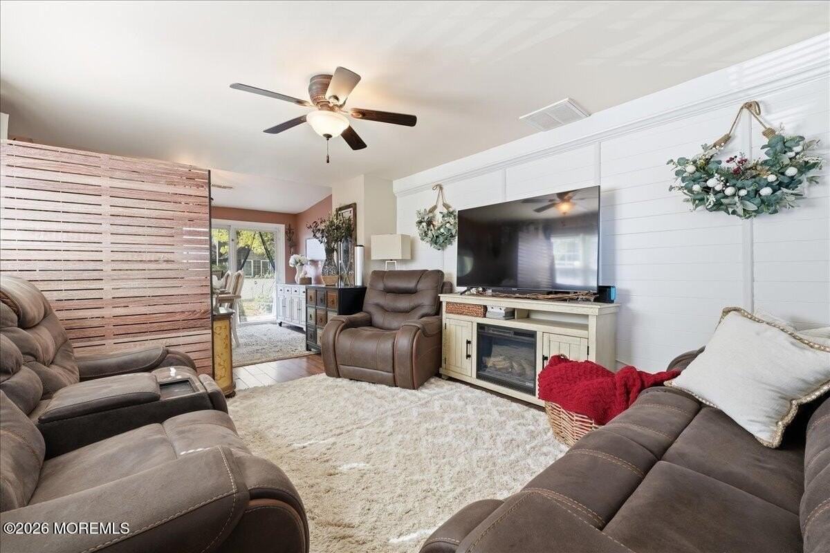 477 Mantoloking Rd - Photo 3 of 29