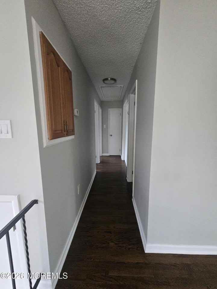 151 Shenandoah Blvd - Photo 4 of 9