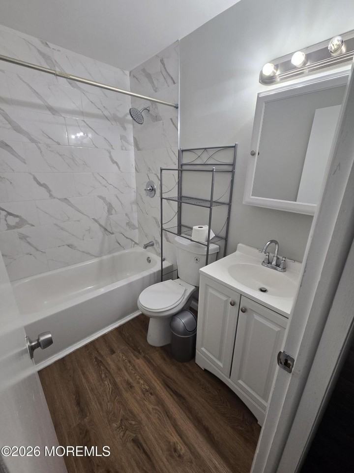 151 Shenandoah Blvd - Photo 7 of 9