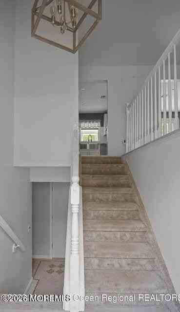 46 Walter Dr - Photo 3 of 21