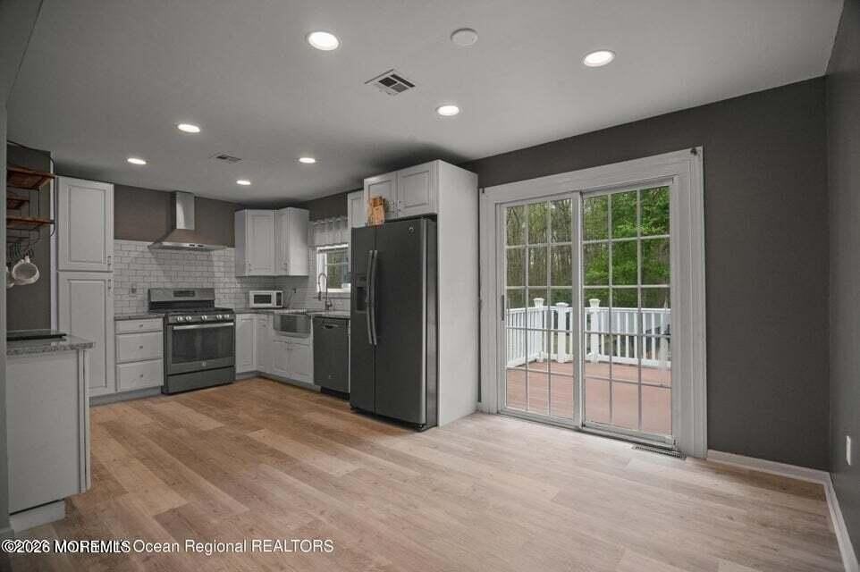 46 Walter Dr - Photo 5 of 21