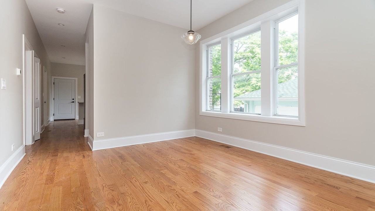 1840 N Saint Louis Ave #1 - Photo 6 of 27