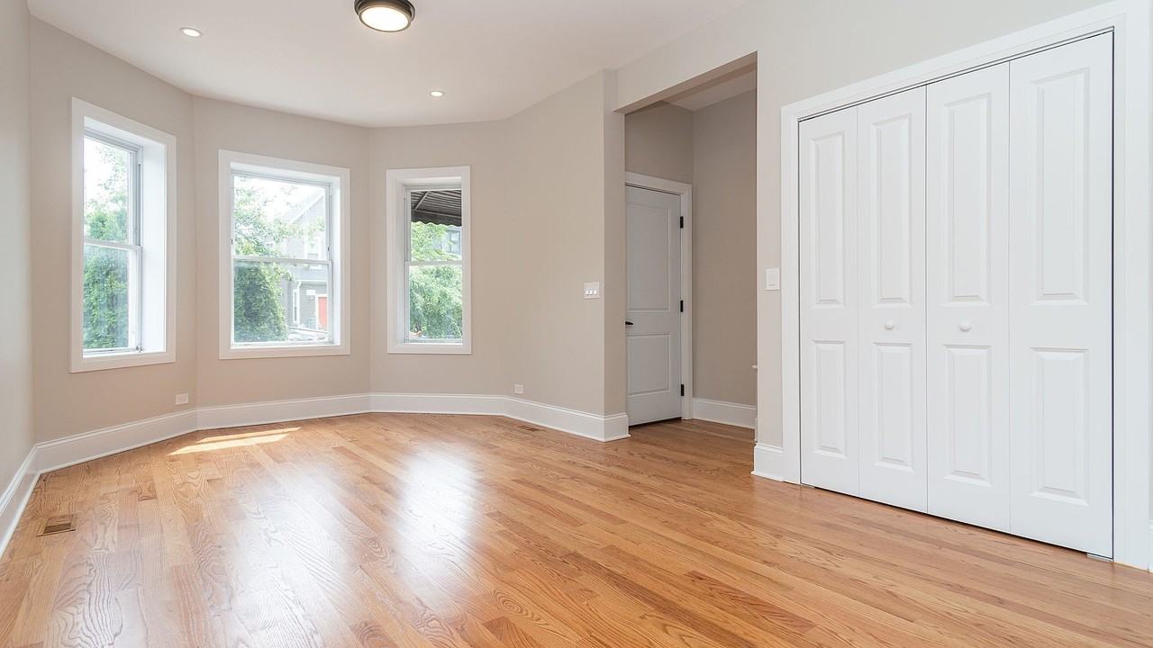 1840 N Saint Louis Ave #1 - Photo 7 of 27