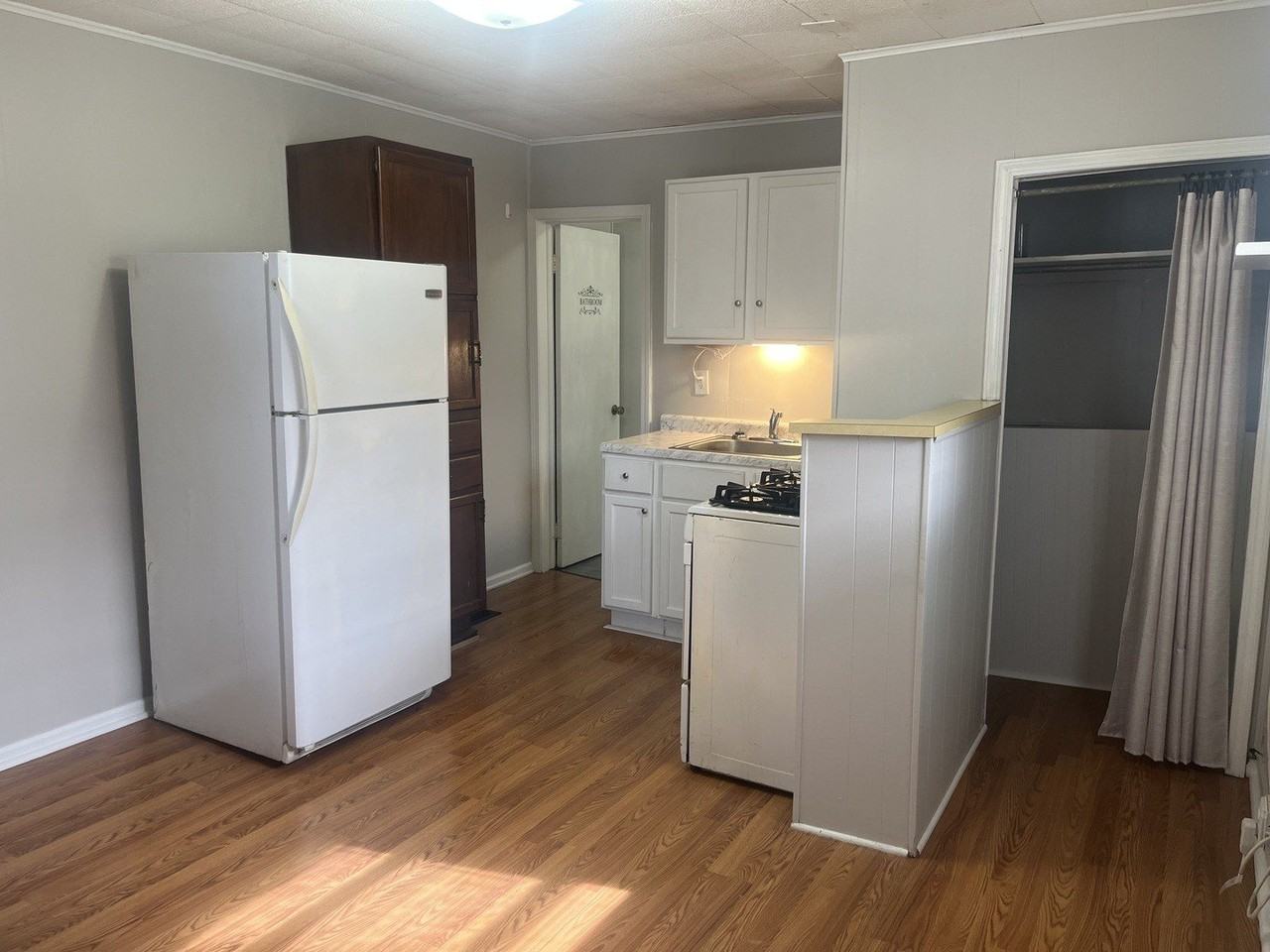 354 Spruce St #5 - Photo 2 of 6