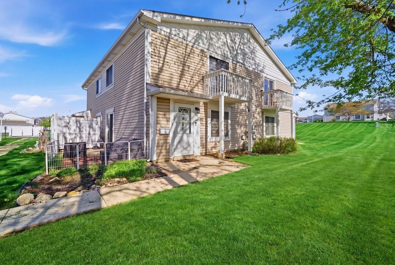 1495 Cornell Ct #1495 - Photo 4 of 19
