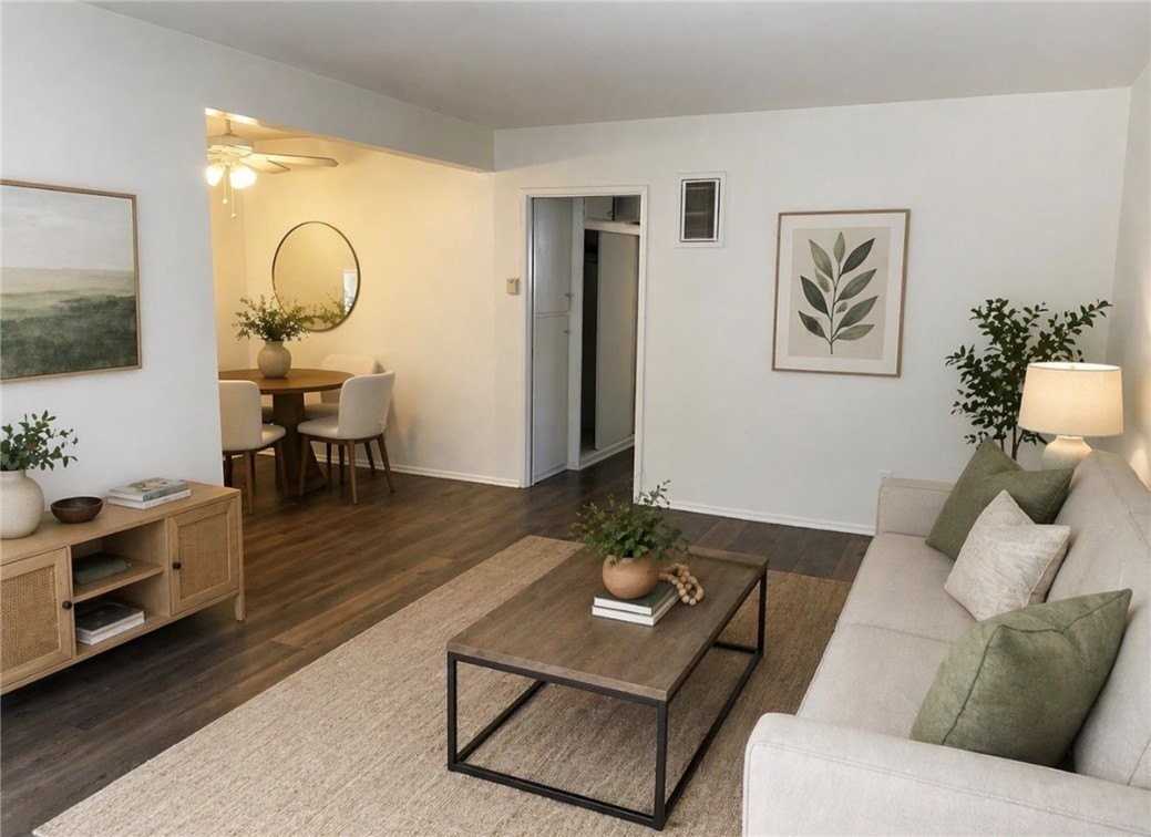 5753 Lexington Ave - Photo 2 of 12