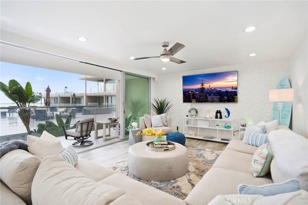 1585 S Coast Hwy #47 - Photo 6 of 35