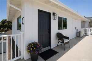featured image of 522 17th St #C
