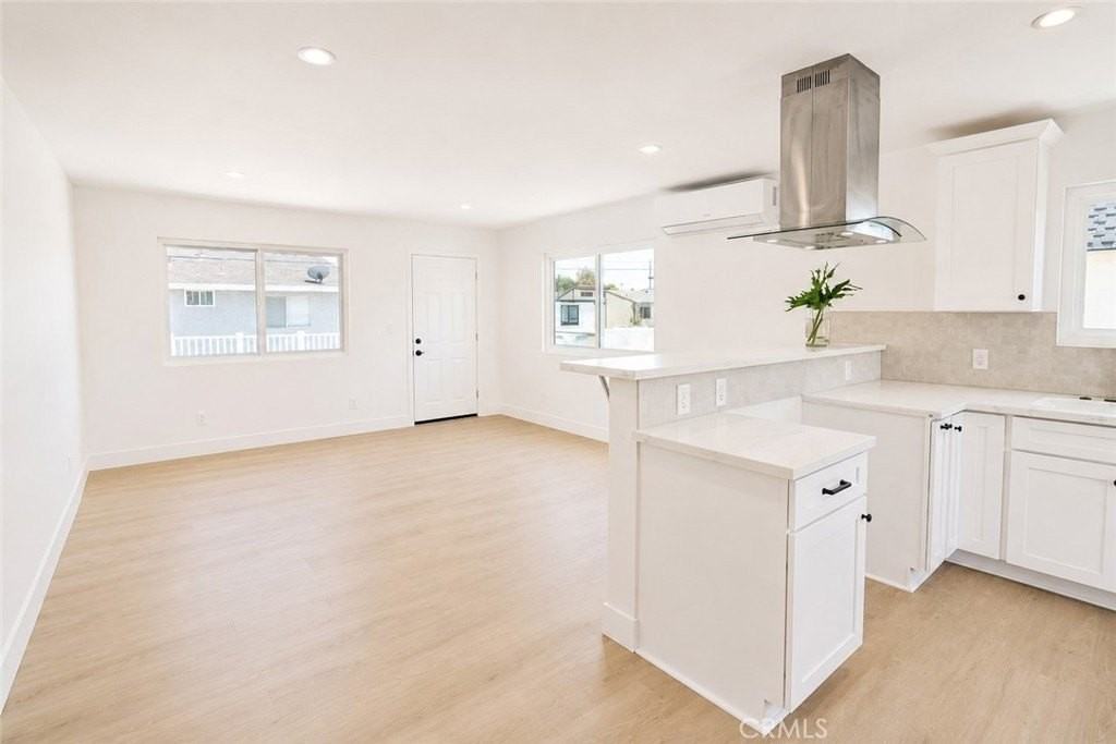 522 17th St #C - Photo 4 of 26