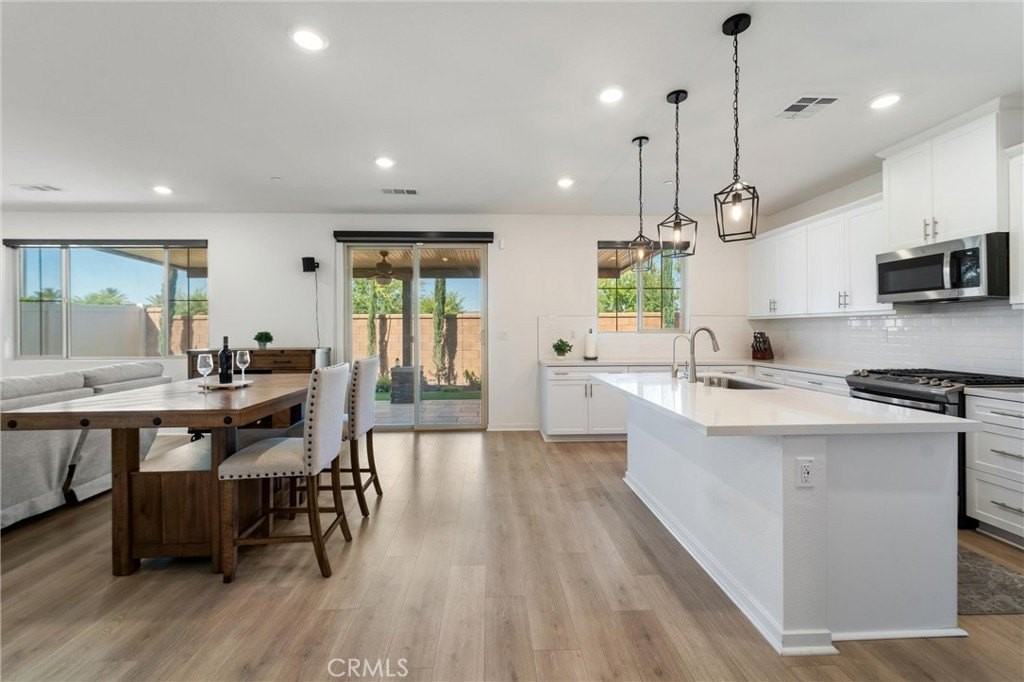 2238 Melogold Way - Photo 2 of 50