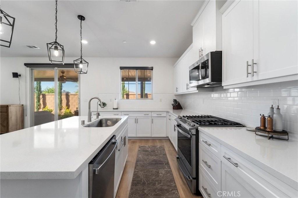 2238 Melogold Way - Photo 4 of 50