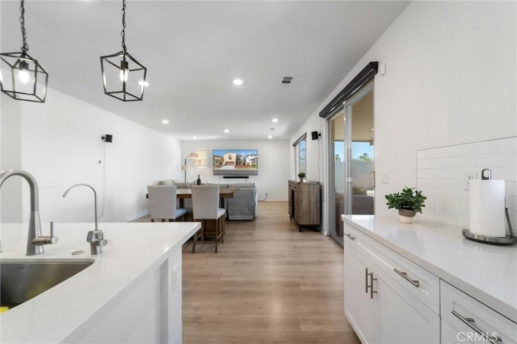 2238 Melogold Way - Photo 5 of 50