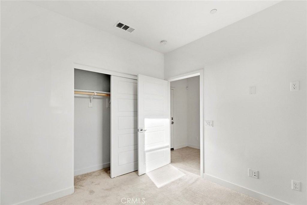 234 Siena - Photo 4 of 22