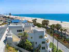 featured image of 7331 Vista Del Mar Ln