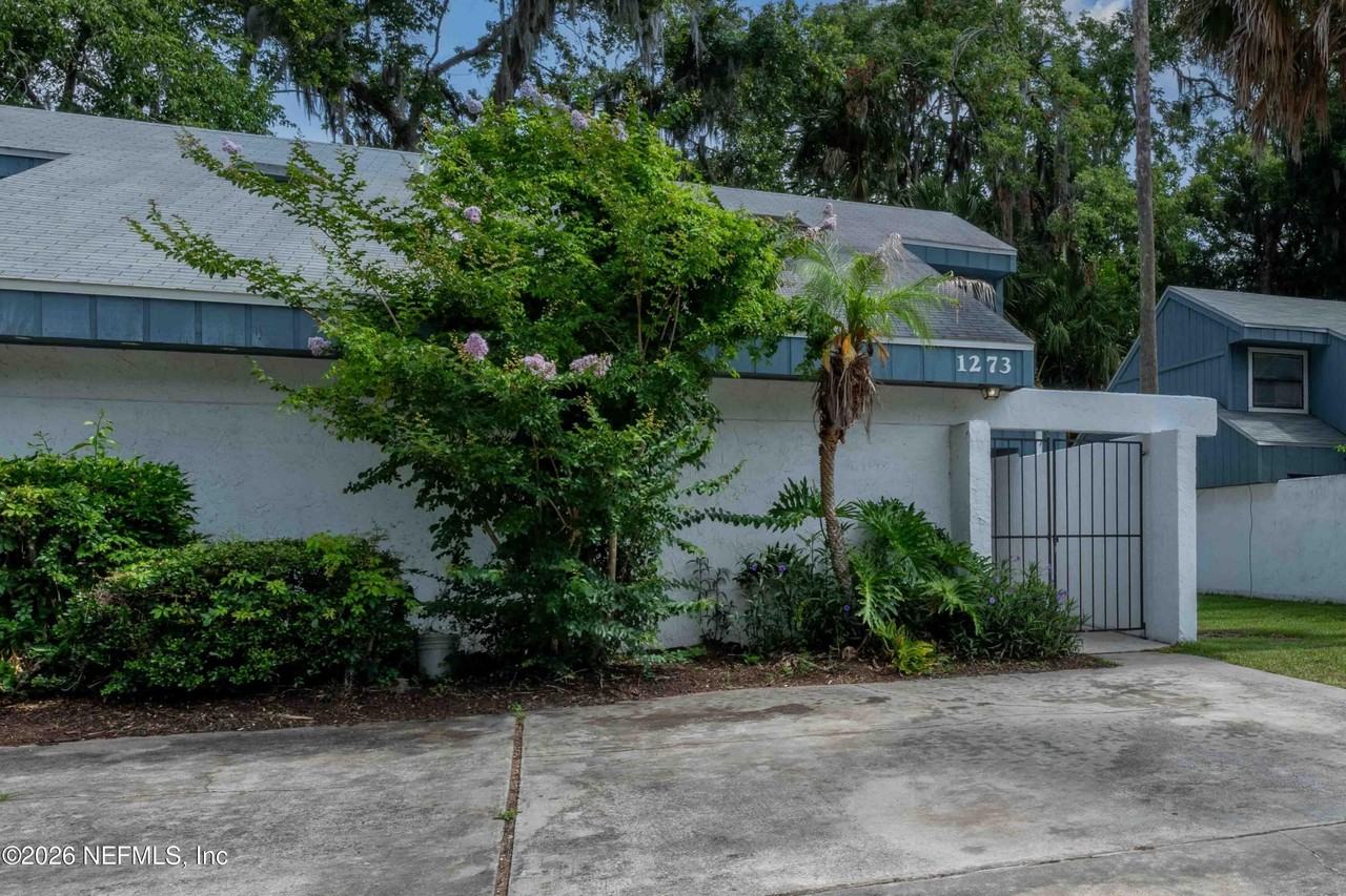 1273 Mayport Landing Cir - Photo 3 of 37