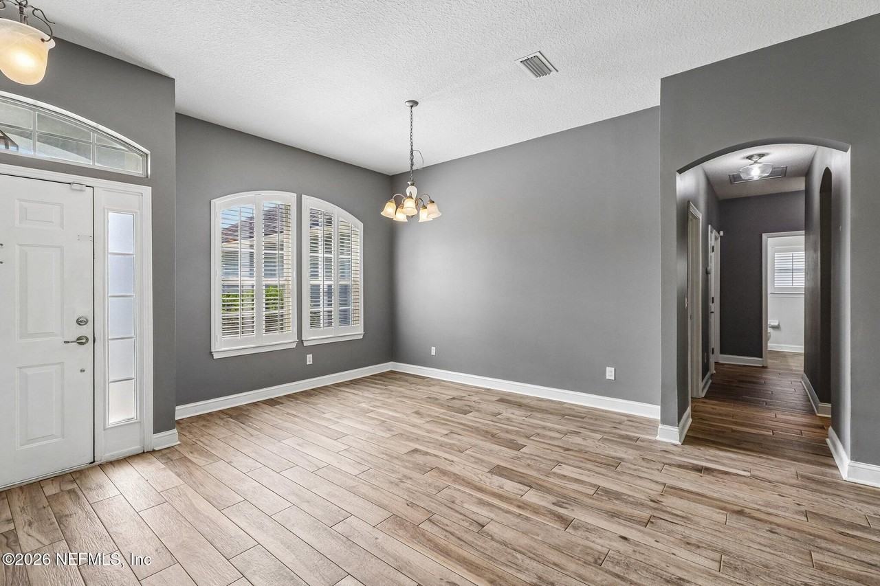 3954 Trail Ridge Rd - Photo 5 of 41
