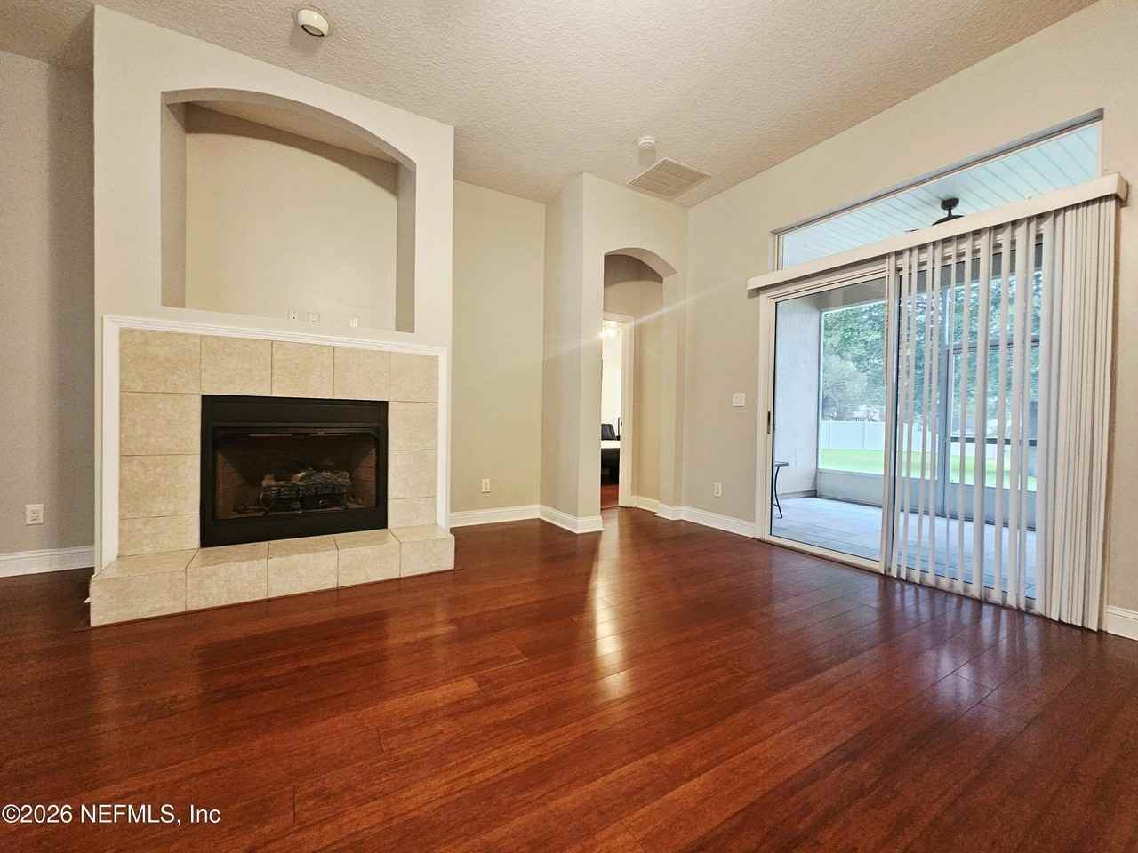 5891 Green Pond Dr - Photo 6 of 26