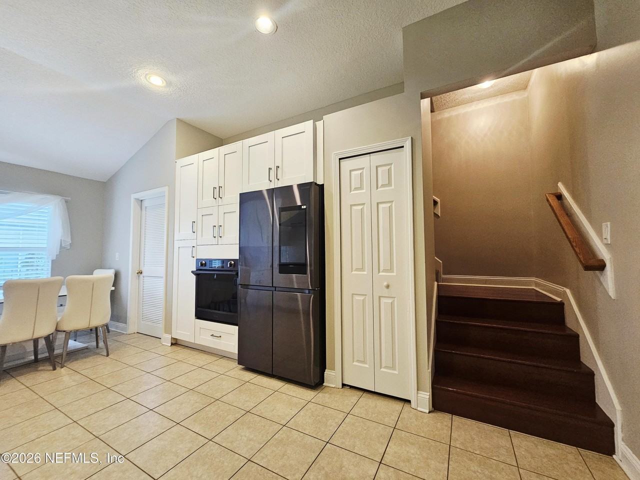 5891 Green Pond Dr - Photo 7 of 36