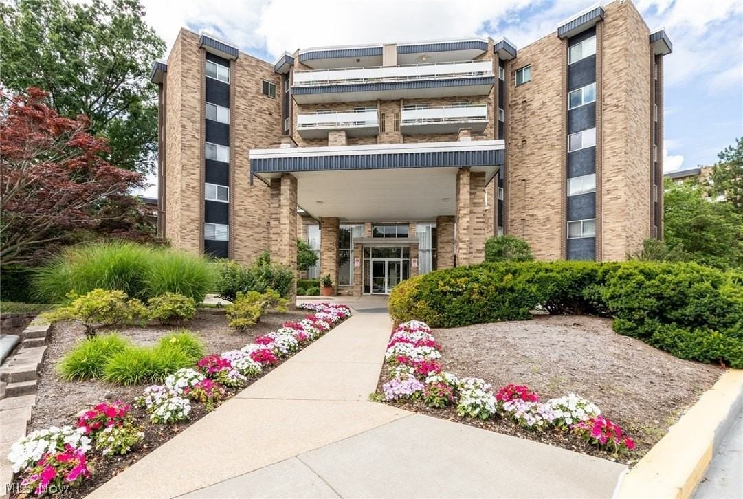 2112 Acacia Park Dr #209