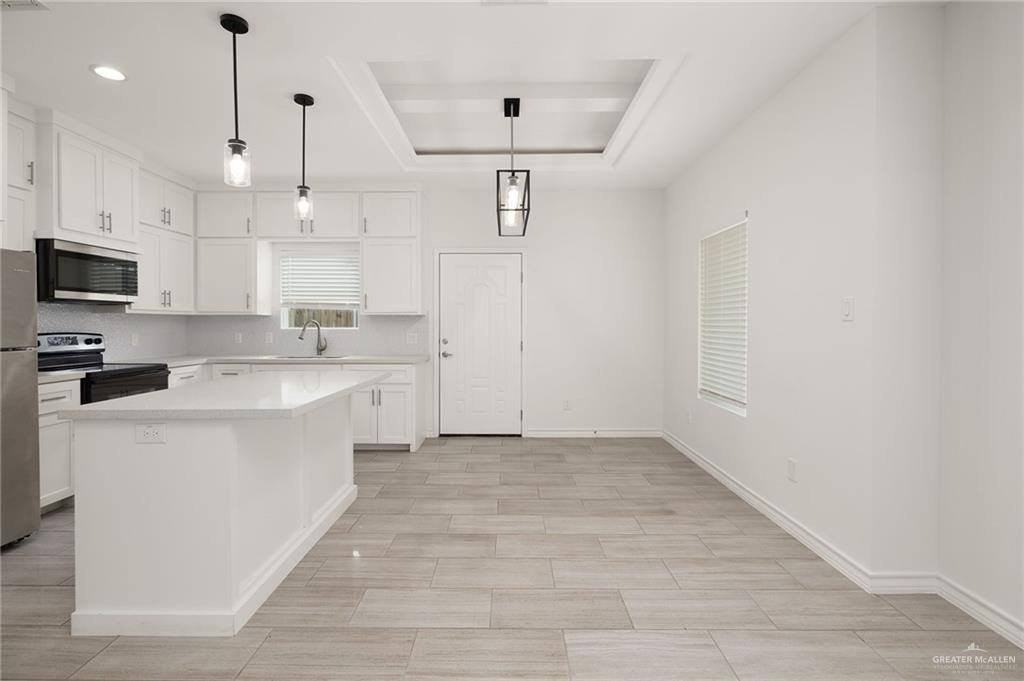 913 W Kohala Ave #3 - Photo 5 of 14
