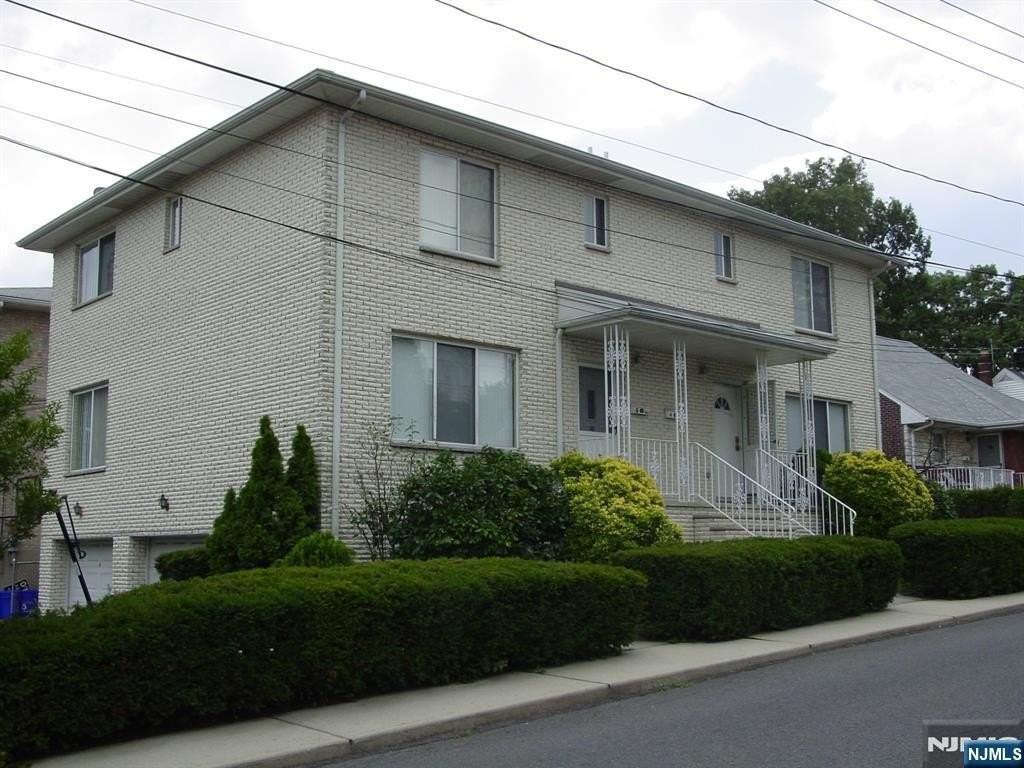 440 Brinkerhoff Ave #A