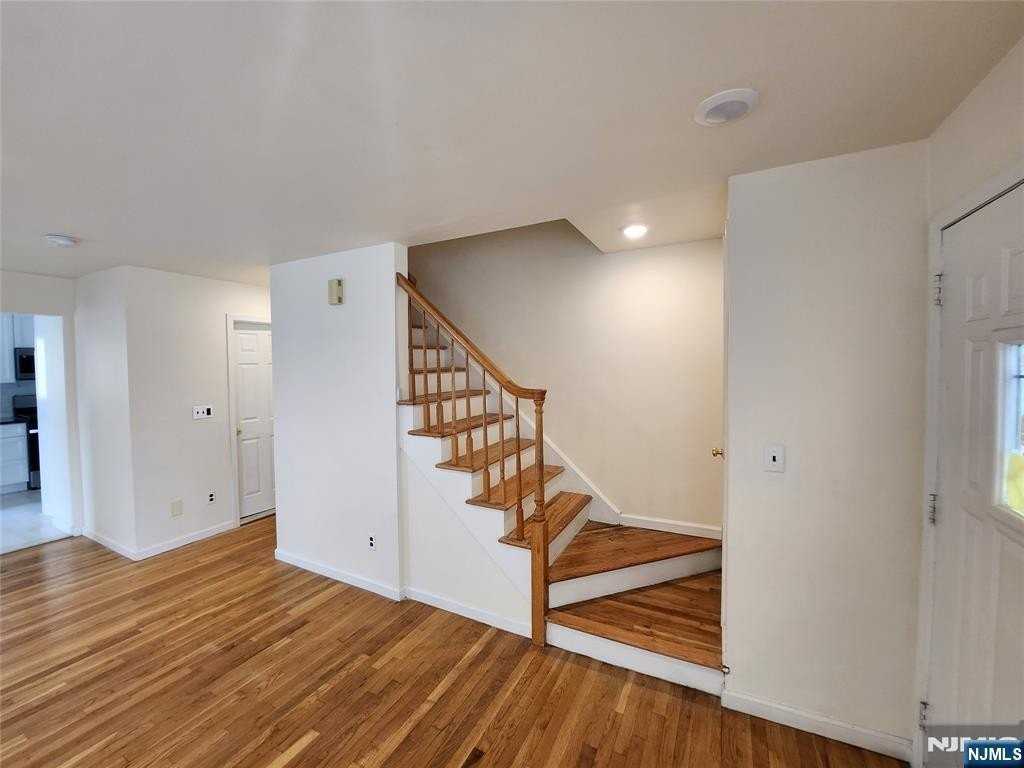 440 Brinkerhoff Ave #A - Photo 6 of 14