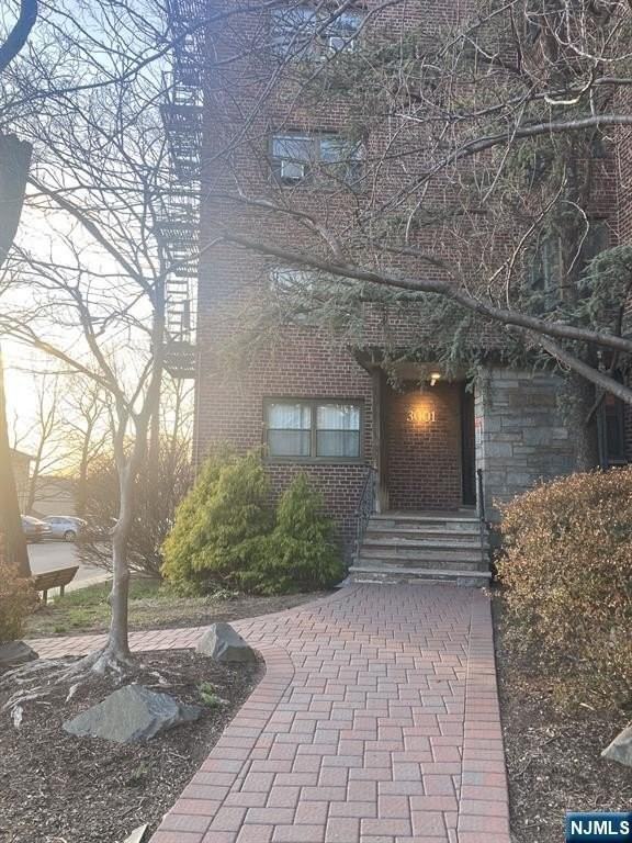 3001 Edwin Ave #3J - Photo 2 of 18