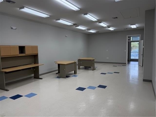 720 W 21st Ave #E - Photo 3 of 6