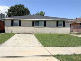 featured image of 4722 Shalimar Dr