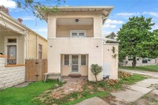 1826 Moss St #B - Photo 1 of 1
