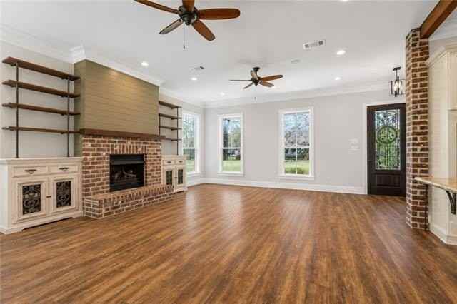 935 Dupard St - Photo 4 of 30