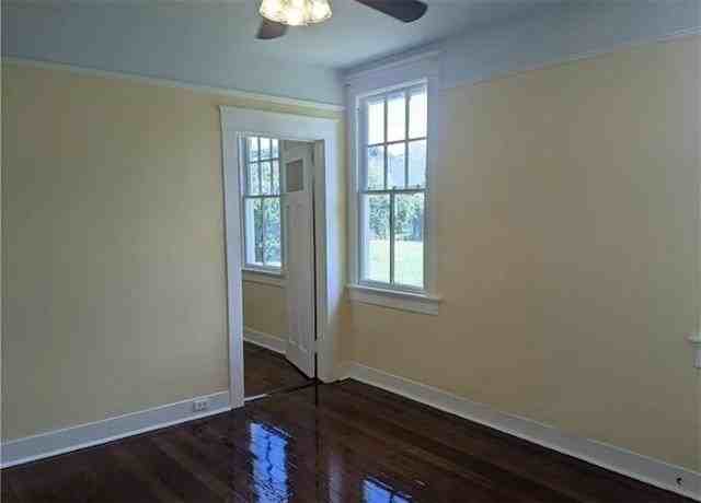 1235 Josephine St - Photo 4 of 11