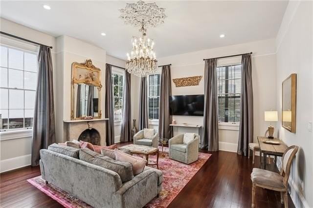 817 Esplanade Ave #1A - Photo 5 of 19