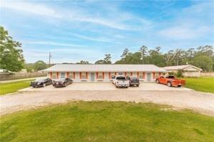 featured image of 196 Larussa Ln #3