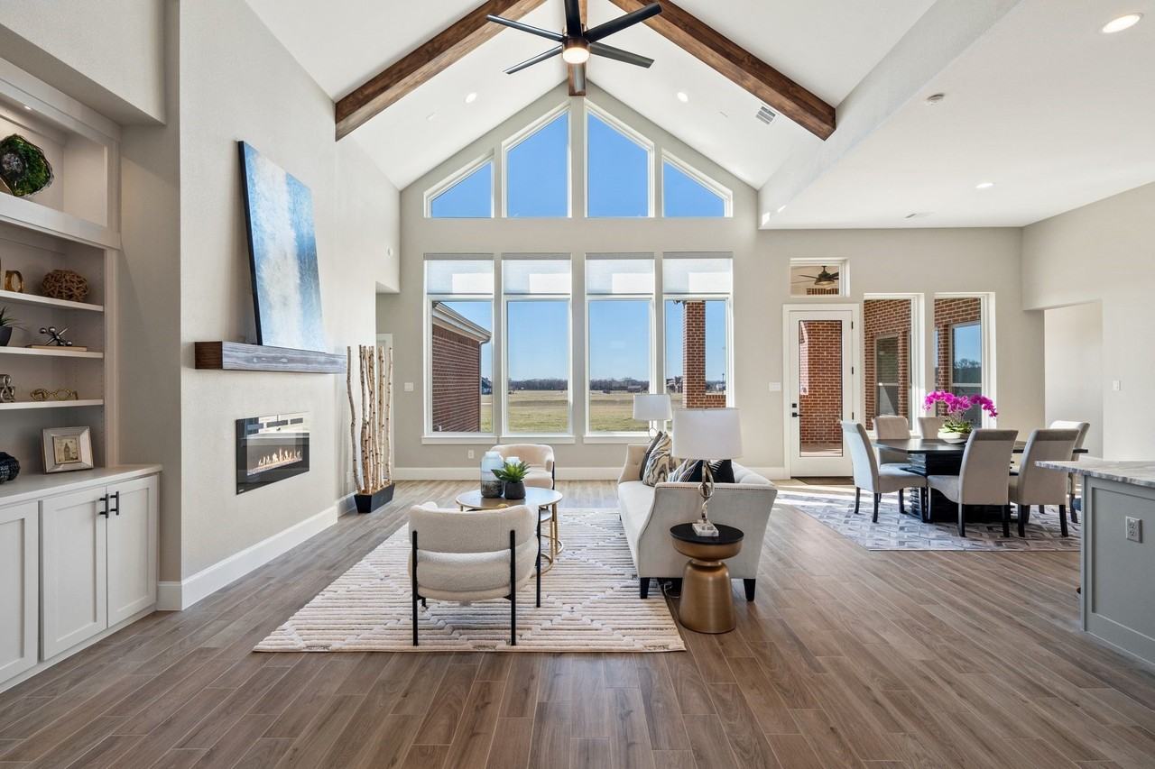 1607 Pebble Beach Ln - Photo 5 of 34