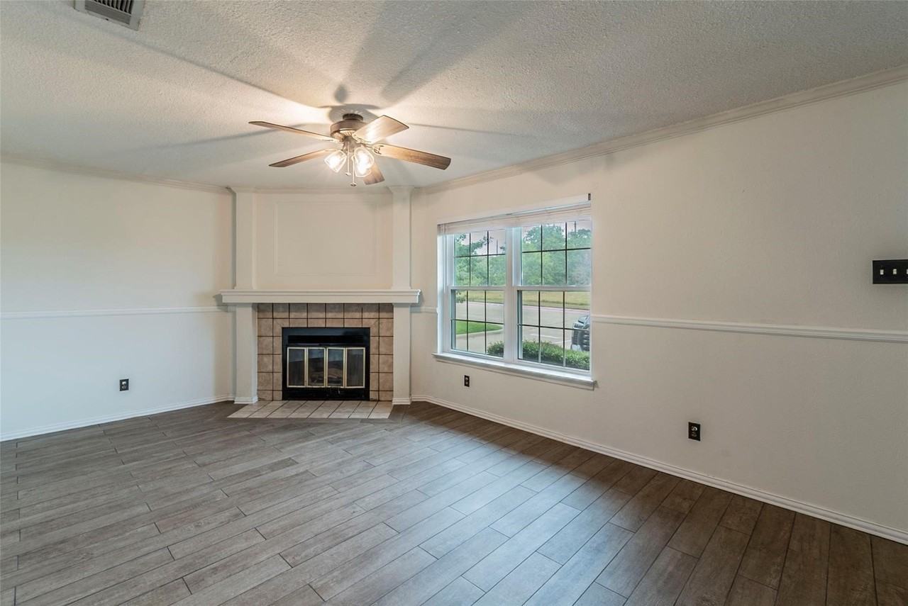 929 Vedral Pl #929 - Photo 5 of 24