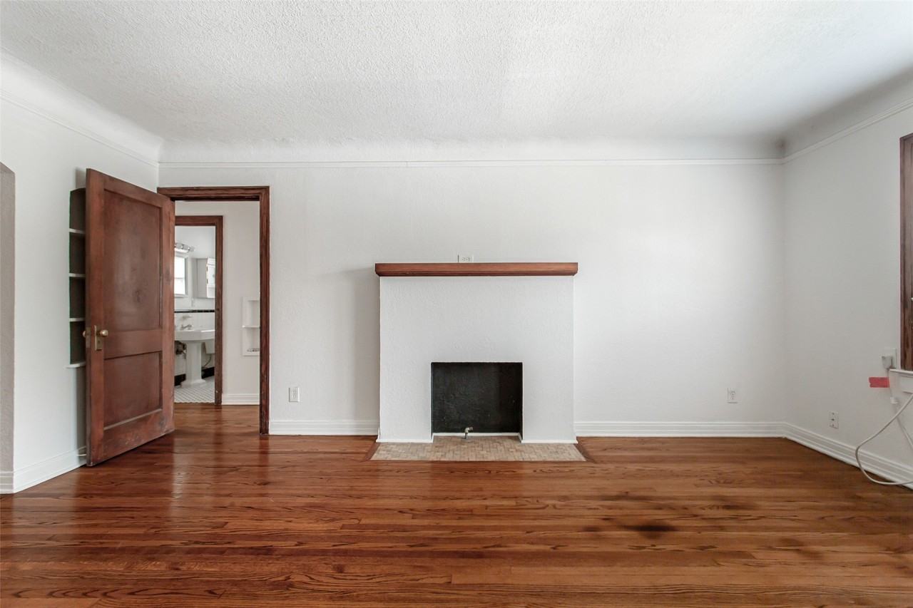 5918 La Vista Dr #3 - Photo 5 of 38