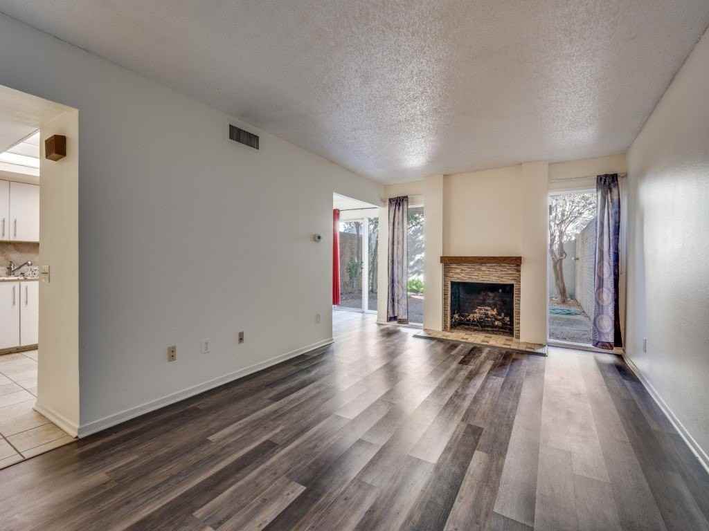 1800 Navajo Pl - Photo 2 of 14