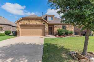 featured image of 627 Redwood Dr