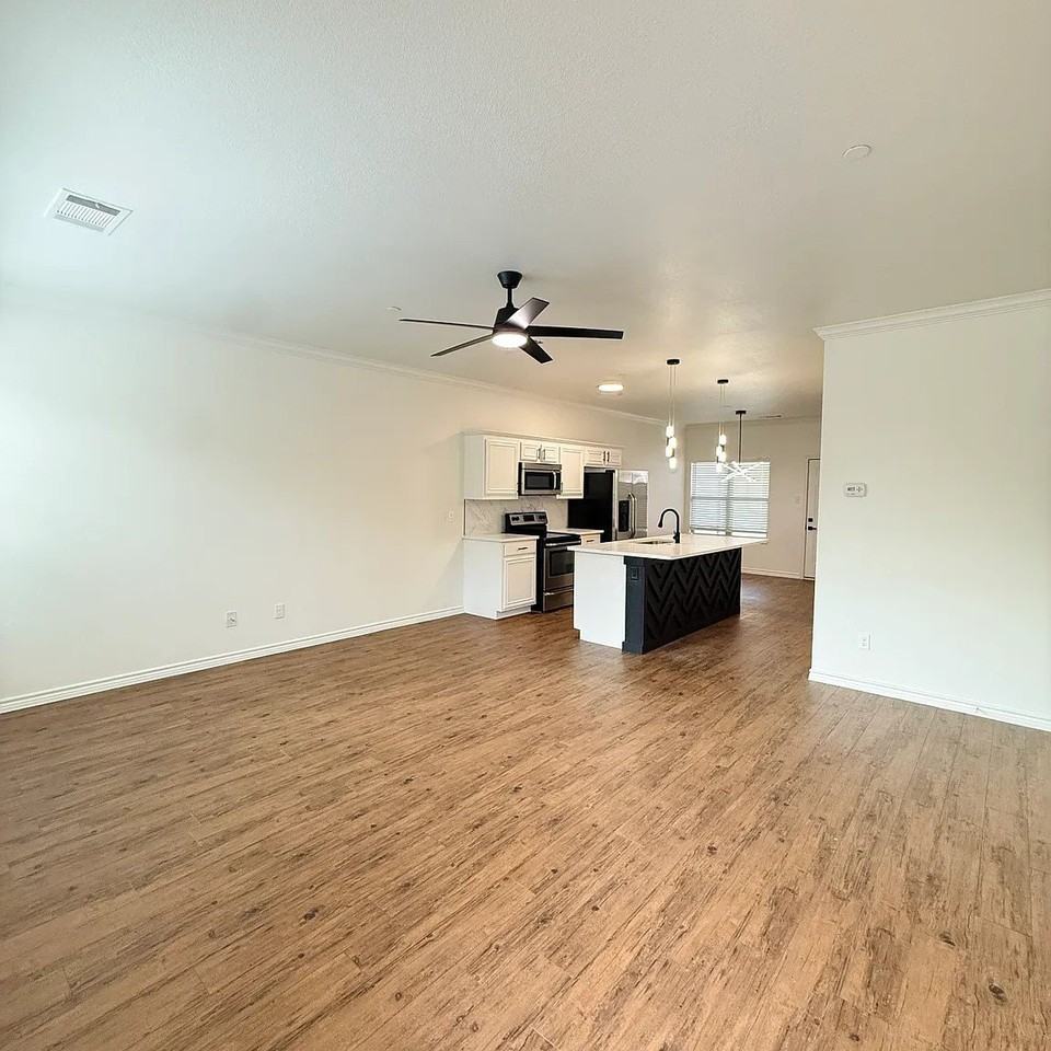5505 Dolores Pl - Photo 5 of 25
