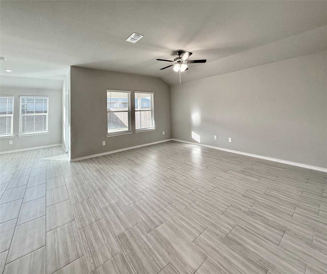 8437 Hollymead Ln - Photo 2 of 28
