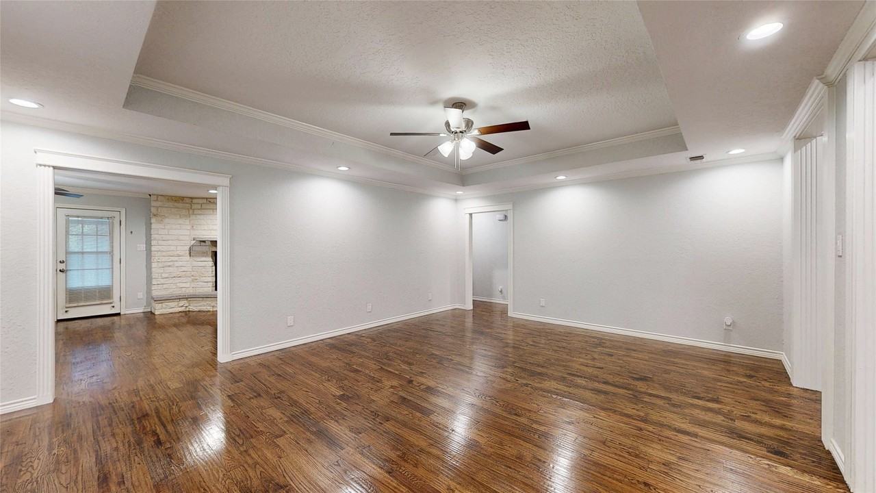 3713 Teal Ln - Photo 5 of 40