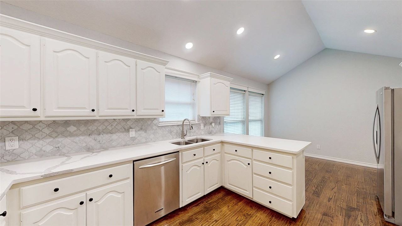 3713 Teal Ln - Photo 6 of 40