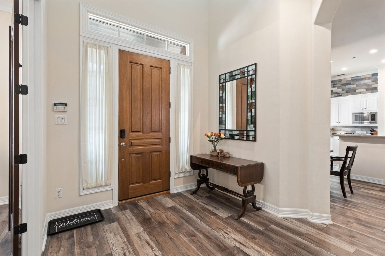8444 Library St - Photo 5 of 36