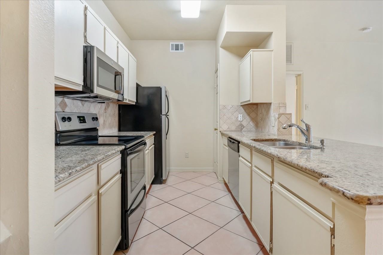 2524 Preston Rd #1203 - Photo 7 of 23