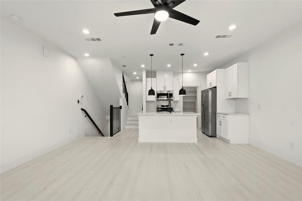 7207 Mohawk Dr #B3 - Photo 7 of 19