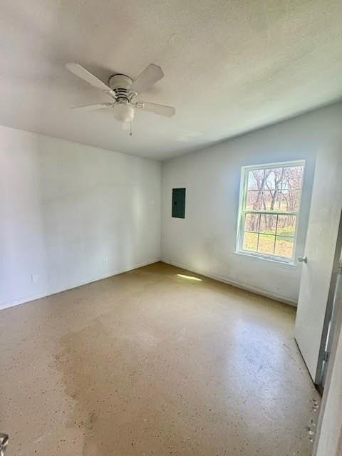 898 E Reno Rd - Photo 2 of 6