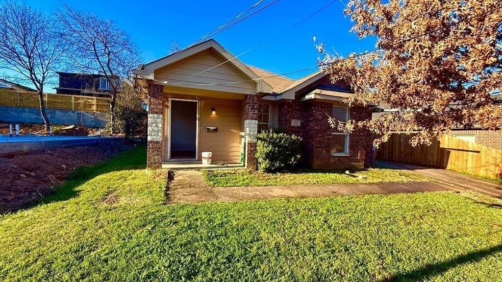 1511 Doyle Ave
