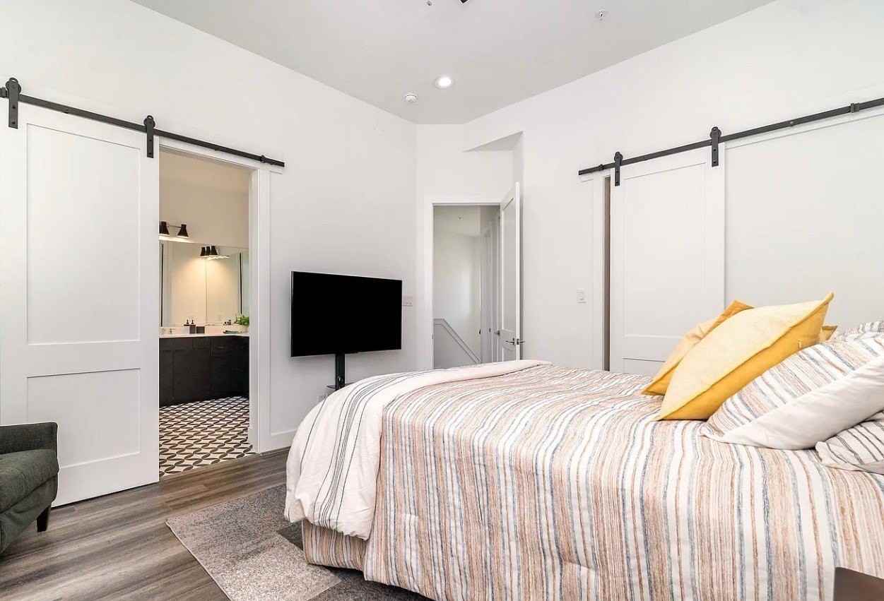 2239 Lovedale Ave #105 - Photo 7 of 22